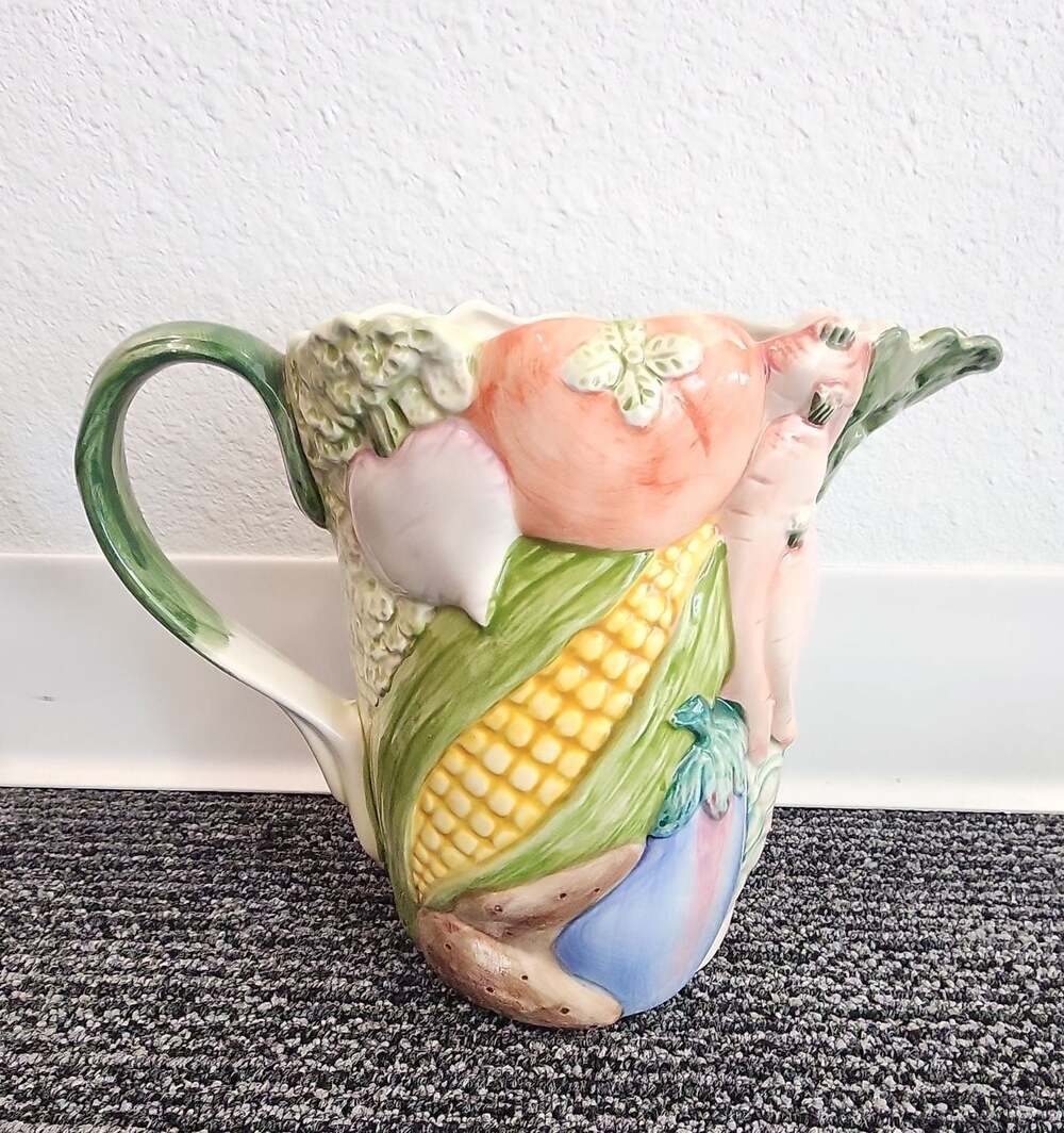 Vintage 1986 Fitz & Floyd Garden Vegetable Ceramic Pitcher 1 3/4 Qt